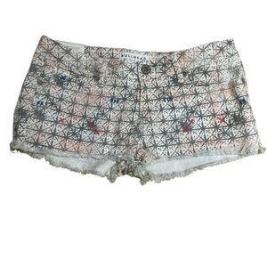 Bullhead Women's Patterned Shorts - Multicolor